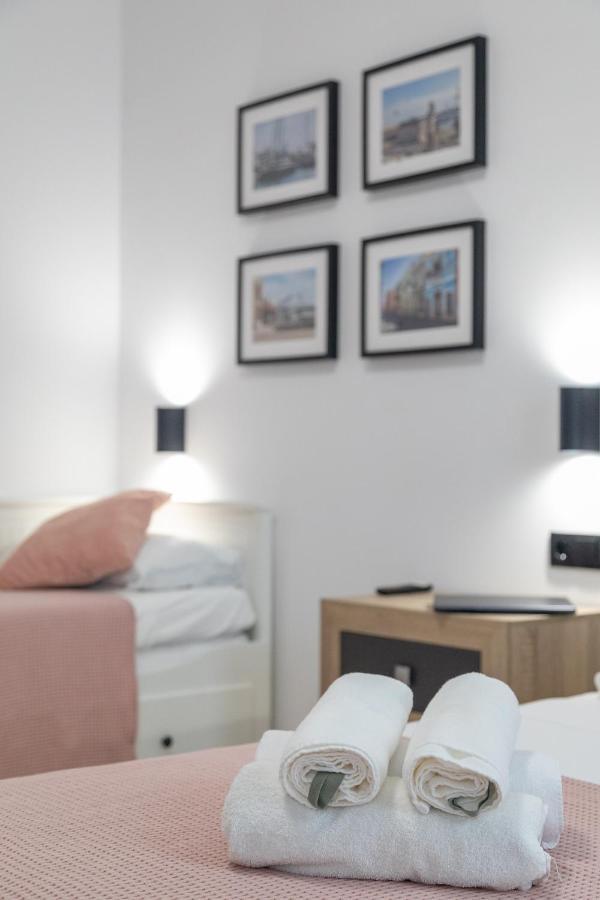 Apartamento Travel Habitat La Marina Real Valencia Exterior foto