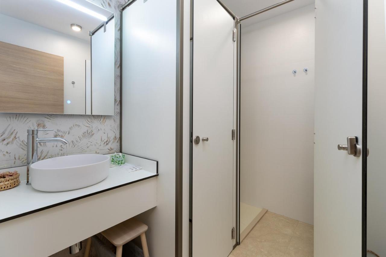 Apartamento Travel Habitat La Marina Real Valencia Exterior foto