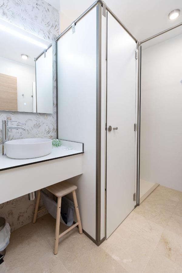 Apartamento Travel Habitat La Marina Real Valencia Exterior foto